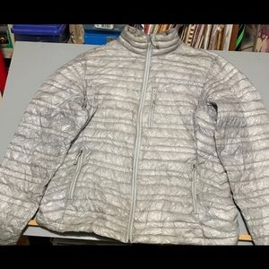 Patagonia light weight down jacket